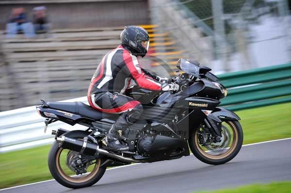 Motorcycle action photographs;cadwell;cadwell park photographs;event digital images;eventdigitalimages;motor racing louth lincolnshire;no limits trackday;peter wileman photography;trackday;trackday digital images;trackday photos