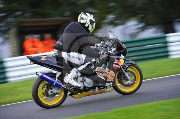 Motorcycle action photographs;cadwell;cadwell park photographs;event digital images;eventdigitalimages;motor racing louth lincolnshire;no limits trackday;peter wileman photography;trackday;trackday digital images;trackday photos