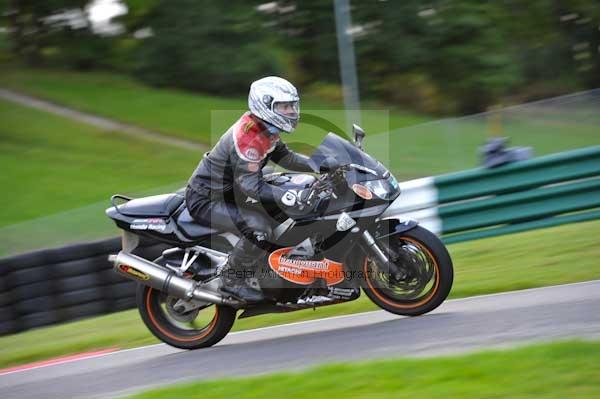 Motorcycle action photographs;cadwell;cadwell park photographs;event digital images;eventdigitalimages;motor racing louth lincolnshire;no limits trackday;peter wileman photography;trackday;trackday digital images;trackday photos