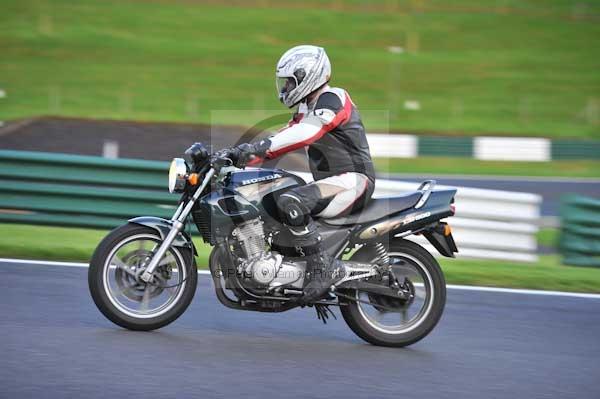 Motorcycle action photographs;cadwell;cadwell park photographs;event digital images;eventdigitalimages;motor racing louth lincolnshire;no limits trackday;peter wileman photography;trackday;trackday digital images;trackday photos