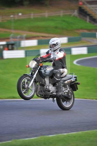 Motorcycle action photographs;cadwell;cadwell park photographs;event digital images;eventdigitalimages;motor racing louth lincolnshire;no limits trackday;peter wileman photography;trackday;trackday digital images;trackday photos
