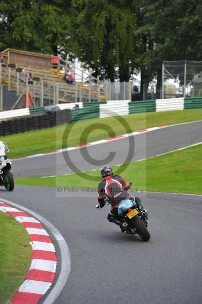 Motorcycle action photographs;cadwell;cadwell park photographs;event digital images;eventdigitalimages;motor racing louth lincolnshire;no limits trackday;peter wileman photography;trackday;trackday digital images;trackday photos