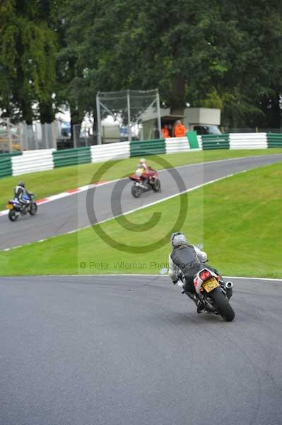 Motorcycle action photographs;cadwell;cadwell park photographs;event digital images;eventdigitalimages;motor racing louth lincolnshire;no limits trackday;peter wileman photography;trackday;trackday digital images;trackday photos
