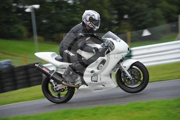 Motorcycle action photographs;cadwell;cadwell park photographs;event digital images;eventdigitalimages;motor racing louth lincolnshire;no limits trackday;peter wileman photography;trackday;trackday digital images;trackday photos