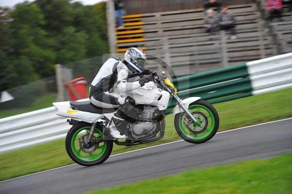 Motorcycle action photographs;cadwell;cadwell park photographs;event digital images;eventdigitalimages;motor racing louth lincolnshire;no limits trackday;peter wileman photography;trackday;trackday digital images;trackday photos