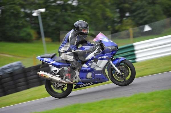 Motorcycle action photographs;cadwell;cadwell park photographs;event digital images;eventdigitalimages;motor racing louth lincolnshire;no limits trackday;peter wileman photography;trackday;trackday digital images;trackday photos