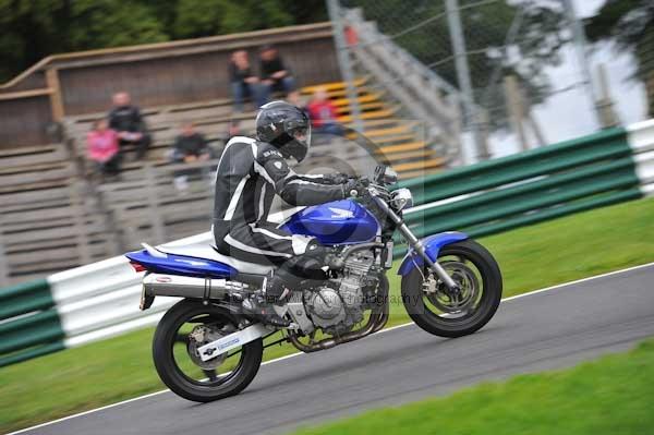Motorcycle action photographs;cadwell;cadwell park photographs;event digital images;eventdigitalimages;motor racing louth lincolnshire;no limits trackday;peter wileman photography;trackday;trackday digital images;trackday photos