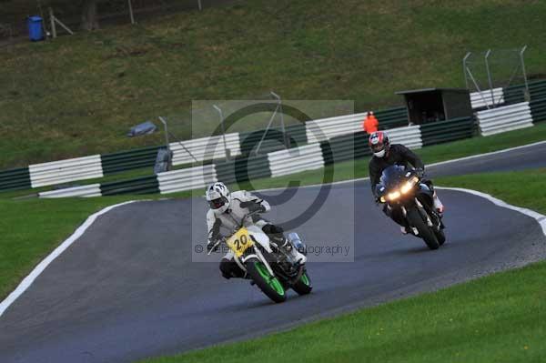 Motorcycle action photographs;cadwell;cadwell park photographs;event digital images;eventdigitalimages;motor racing louth lincolnshire;no limits trackday;peter wileman photography;trackday;trackday digital images;trackday photos