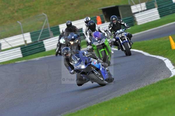 Motorcycle action photographs;cadwell;cadwell park photographs;event digital images;eventdigitalimages;motor racing louth lincolnshire;no limits trackday;peter wileman photography;trackday;trackday digital images;trackday photos