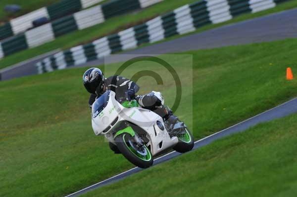Motorcycle action photographs;cadwell;cadwell park photographs;event digital images;eventdigitalimages;motor racing louth lincolnshire;no limits trackday;peter wileman photography;trackday;trackday digital images;trackday photos
