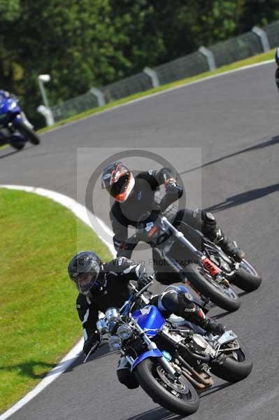 Motorcycle action photographs;cadwell;cadwell park photographs;event digital images;eventdigitalimages;motor racing louth lincolnshire;no limits trackday;peter wileman photography;trackday;trackday digital images;trackday photos