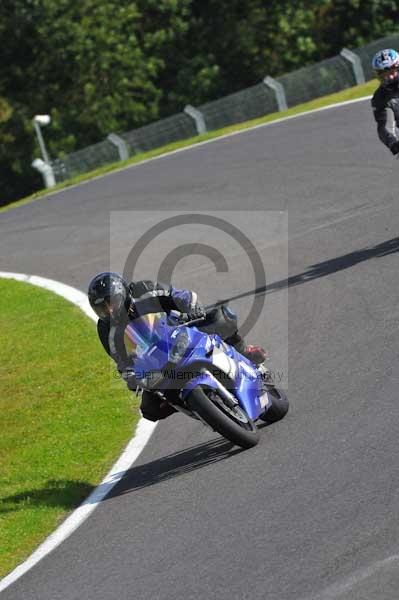 Motorcycle action photographs;cadwell;cadwell park photographs;event digital images;eventdigitalimages;motor racing louth lincolnshire;no limits trackday;peter wileman photography;trackday;trackday digital images;trackday photos