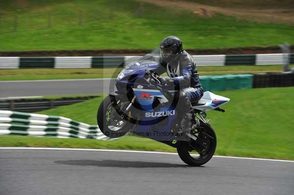 Motorcycle action photographs;cadwell;cadwell park photographs;event digital images;eventdigitalimages;motor racing louth lincolnshire;no limits trackday;peter wileman photography;trackday;trackday digital images;trackday photos