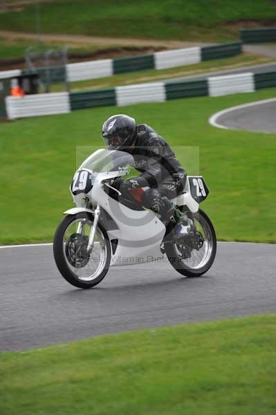Motorcycle action photographs;cadwell;cadwell park photographs;event digital images;eventdigitalimages;motor racing louth lincolnshire;no limits trackday;peter wileman photography;trackday;trackday digital images;trackday photos