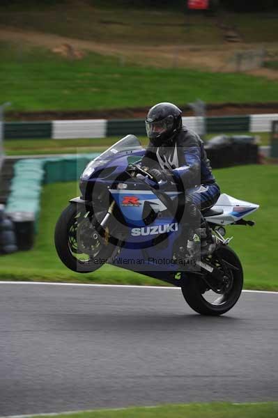 Motorcycle action photographs;cadwell;cadwell park photographs;event digital images;eventdigitalimages;motor racing louth lincolnshire;no limits trackday;peter wileman photography;trackday;trackday digital images;trackday photos