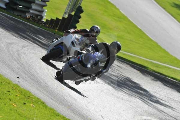 Motorcycle action photographs;cadwell;cadwell park photographs;event digital images;eventdigitalimages;motor racing louth lincolnshire;no limits trackday;peter wileman photography;trackday;trackday digital images;trackday photos