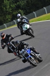Motorcycle-action-photographs;cadwell;cadwell-park-photographs;event-digital-images;eventdigitalimages;motor-racing-louth-lincolnshire;no-limits-trackday;peter-wileman-photography;trackday;trackday-digital-images;trackday-photos