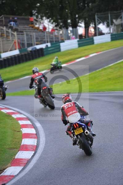 Motorcycle action photographs;cadwell;cadwell park photographs;event digital images;eventdigitalimages;motor racing louth lincolnshire;no limits trackday;peter wileman photography;trackday;trackday digital images;trackday photos