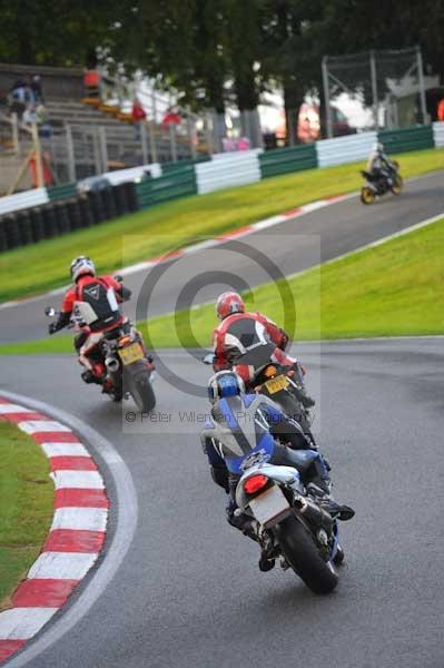 Motorcycle action photographs;cadwell;cadwell park photographs;event digital images;eventdigitalimages;motor racing louth lincolnshire;no limits trackday;peter wileman photography;trackday;trackday digital images;trackday photos