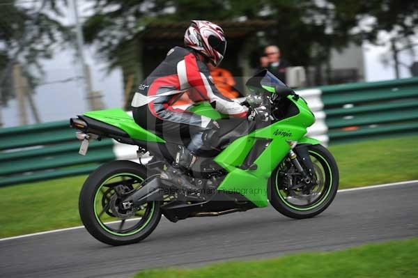 Motorcycle action photographs;cadwell;cadwell park photographs;event digital images;eventdigitalimages;motor racing louth lincolnshire;no limits trackday;peter wileman photography;trackday;trackday digital images;trackday photos
