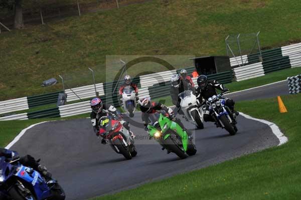 Motorcycle action photographs;cadwell;cadwell park photographs;event digital images;eventdigitalimages;motor racing louth lincolnshire;no limits trackday;peter wileman photography;trackday;trackday digital images;trackday photos