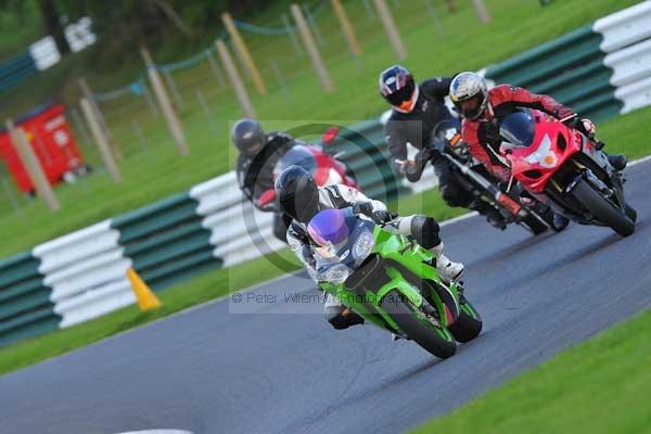 Motorcycle action photographs;cadwell;cadwell park photographs;event digital images;eventdigitalimages;motor racing louth lincolnshire;no limits trackday;peter wileman photography;trackday;trackday digital images;trackday photos