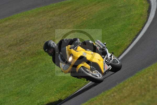 Motorcycle action photographs;cadwell;cadwell park photographs;event digital images;eventdigitalimages;motor racing louth lincolnshire;no limits trackday;peter wileman photography;trackday;trackday digital images;trackday photos