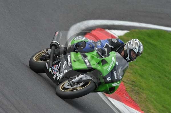 Motorcycle action photographs;cadwell;cadwell park photographs;event digital images;eventdigitalimages;motor racing louth lincolnshire;no limits trackday;peter wileman photography;trackday;trackday digital images;trackday photos