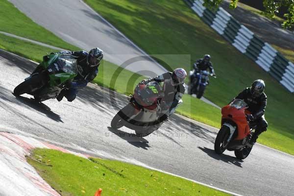 Motorcycle action photographs;cadwell;cadwell park photographs;event digital images;eventdigitalimages;motor racing louth lincolnshire;no limits trackday;peter wileman photography;trackday;trackday digital images;trackday photos