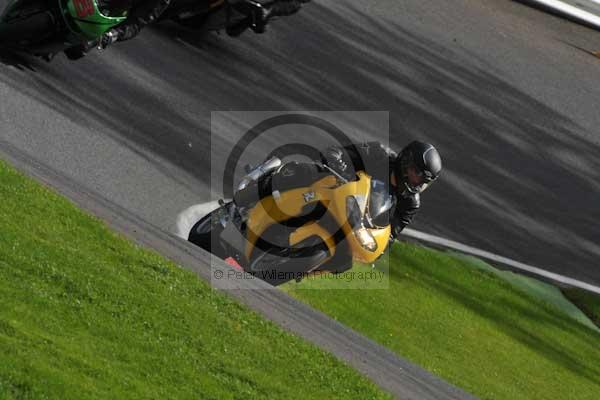 Motorcycle action photographs;cadwell;cadwell park photographs;event digital images;eventdigitalimages;motor racing louth lincolnshire;no limits trackday;peter wileman photography;trackday;trackday digital images;trackday photos