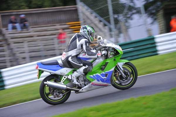 Motorcycle action photographs;cadwell;cadwell park photographs;event digital images;eventdigitalimages;motor racing louth lincolnshire;no limits trackday;peter wileman photography;trackday;trackday digital images;trackday photos