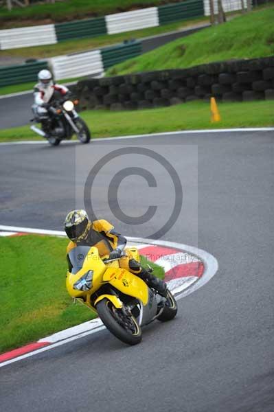 Motorcycle action photographs;cadwell;cadwell park photographs;event digital images;eventdigitalimages;motor racing louth lincolnshire;no limits trackday;peter wileman photography;trackday;trackday digital images;trackday photos