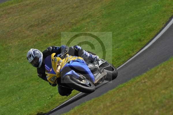 Motorcycle action photographs;cadwell;cadwell park photographs;event digital images;eventdigitalimages;motor racing louth lincolnshire;no limits trackday;peter wileman photography;trackday;trackday digital images;trackday photos