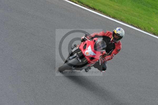 Motorcycle action photographs;cadwell;cadwell park photographs;event digital images;eventdigitalimages;motor racing louth lincolnshire;no limits trackday;peter wileman photography;trackday;trackday digital images;trackday photos