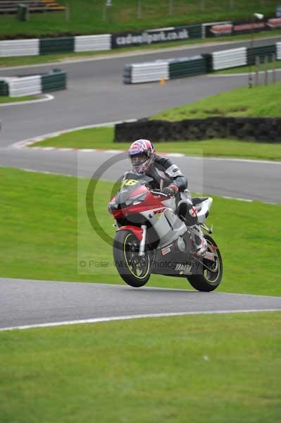 Motorcycle action photographs;cadwell;cadwell park photographs;event digital images;eventdigitalimages;motor racing louth lincolnshire;no limits trackday;peter wileman photography;trackday;trackday digital images;trackday photos