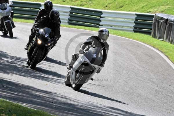 Motorcycle action photographs;cadwell;cadwell park photographs;event digital images;eventdigitalimages;motor racing louth lincolnshire;no limits trackday;peter wileman photography;trackday;trackday digital images;trackday photos