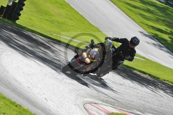 Motorcycle action photographs;cadwell;cadwell park photographs;event digital images;eventdigitalimages;motor racing louth lincolnshire;no limits trackday;peter wileman photography;trackday;trackday digital images;trackday photos