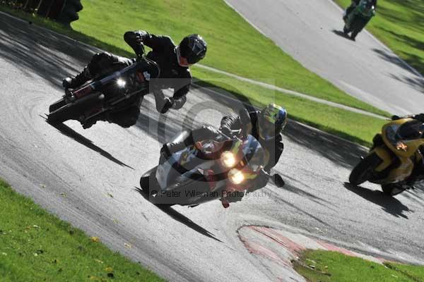 Motorcycle action photographs;cadwell;cadwell park photographs;event digital images;eventdigitalimages;motor racing louth lincolnshire;no limits trackday;peter wileman photography;trackday;trackday digital images;trackday photos