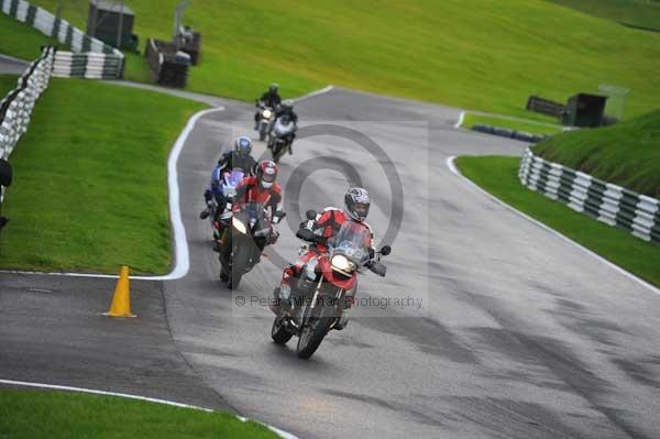 Motorcycle action photographs;cadwell;cadwell park photographs;event digital images;eventdigitalimages;motor racing louth lincolnshire;no limits trackday;peter wileman photography;trackday;trackday digital images;trackday photos