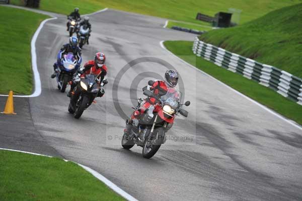 Motorcycle action photographs;cadwell;cadwell park photographs;event digital images;eventdigitalimages;motor racing louth lincolnshire;no limits trackday;peter wileman photography;trackday;trackday digital images;trackday photos