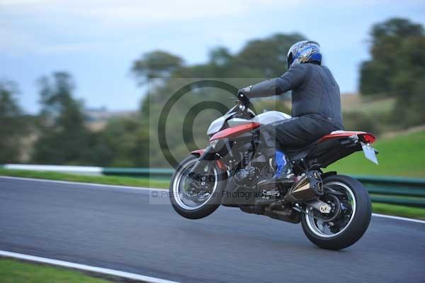 Motorcycle action photographs;cadwell;cadwell park photographs;event digital images;eventdigitalimages;motor racing louth lincolnshire;no limits trackday;peter wileman photography;trackday;trackday digital images;trackday photos