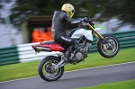 Motorcycle-action-photographs;cadwell;cadwell-park-photographs;event-digital-images;eventdigitalimages;motor-racing-louth-lincolnshire;no-limits-trackday;peter-wileman-photography;trackday;trackday-digital-images;trackday-photos