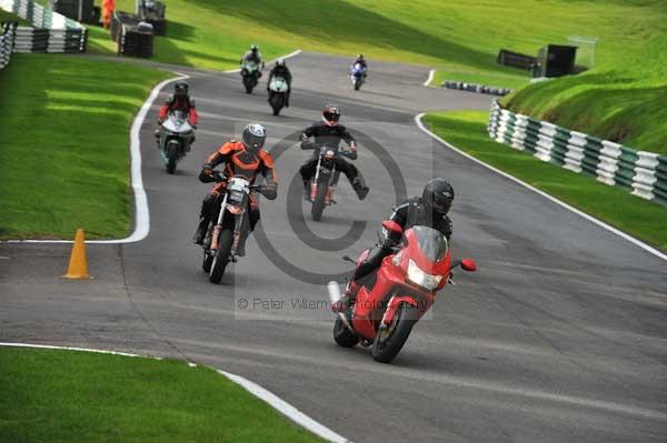 Motorcycle action photographs;cadwell;cadwell park photographs;event digital images;eventdigitalimages;motor racing louth lincolnshire;no limits trackday;peter wileman photography;trackday;trackday digital images;trackday photos