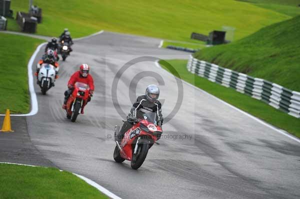 Motorcycle action photographs;cadwell;cadwell park photographs;event digital images;eventdigitalimages;motor racing louth lincolnshire;no limits trackday;peter wileman photography;trackday;trackday digital images;trackday photos