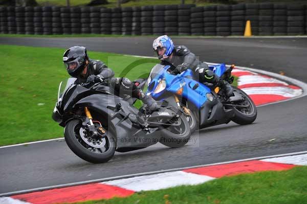 Motorcycle action photographs;cadwell;cadwell park photographs;event digital images;eventdigitalimages;motor racing louth lincolnshire;no limits trackday;peter wileman photography;trackday;trackday digital images;trackday photos
