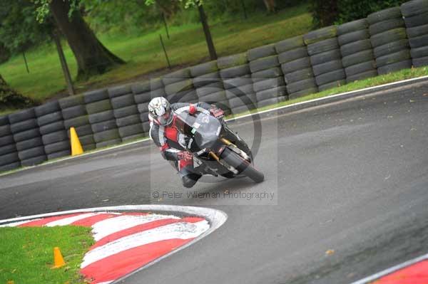 Motorcycle action photographs;cadwell;cadwell park photographs;event digital images;eventdigitalimages;motor racing louth lincolnshire;no limits trackday;peter wileman photography;trackday;trackday digital images;trackday photos
