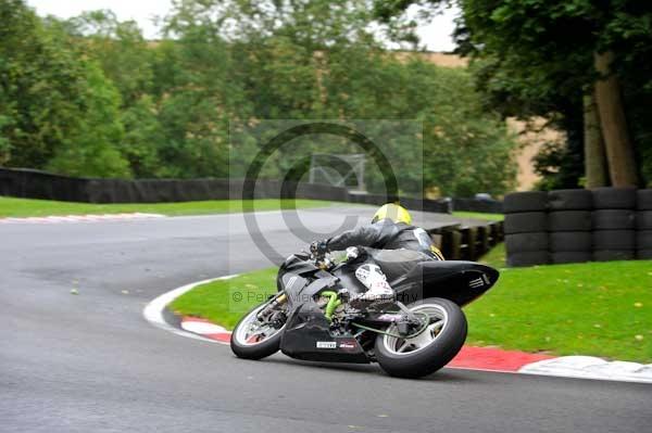 Motorcycle action photographs;cadwell;cadwell park photographs;event digital images;eventdigitalimages;motor racing louth lincolnshire;no limits trackday;peter wileman photography;trackday;trackday digital images;trackday photos