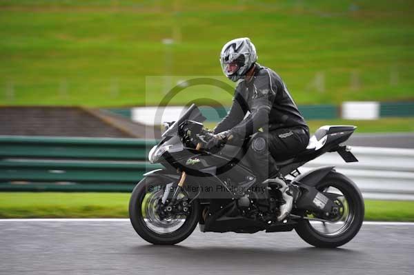 Motorcycle action photographs;cadwell;cadwell park photographs;event digital images;eventdigitalimages;motor racing louth lincolnshire;no limits trackday;peter wileman photography;trackday;trackday digital images;trackday photos