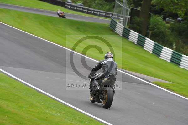 Motorcycle action photographs;cadwell;cadwell park photographs;event digital images;eventdigitalimages;motor racing louth lincolnshire;no limits trackday;peter wileman photography;trackday;trackday digital images;trackday photos