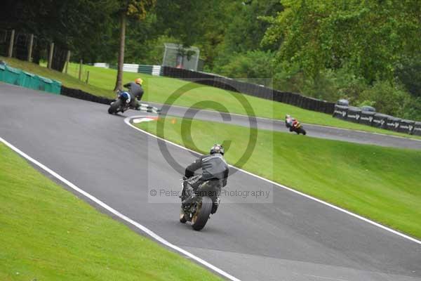 Motorcycle action photographs;cadwell;cadwell park photographs;event digital images;eventdigitalimages;motor racing louth lincolnshire;no limits trackday;peter wileman photography;trackday;trackday digital images;trackday photos